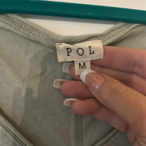 Sage green peace t shirt - Picture 2 of 2